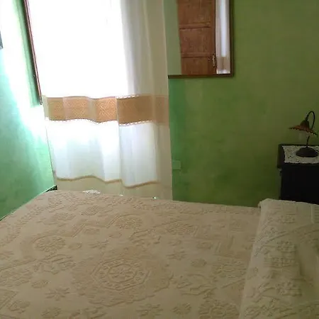 Bed and Breakfast Domusanna Tuili